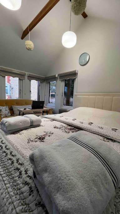Charming Private Guest House انفيلد المظهر الخارجي الصورة